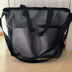 Thirty One Crossbody Organizing Tote